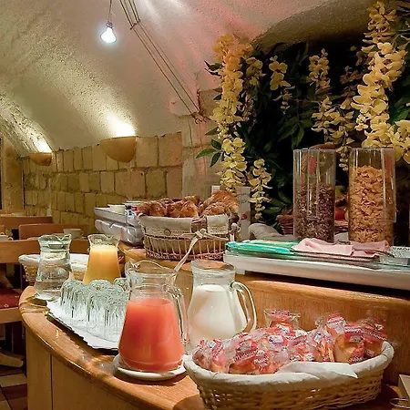 Hotel Aston Paris 